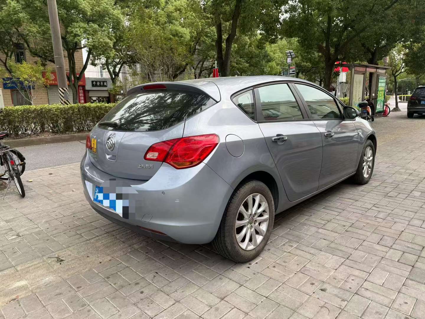 Buick Excelle 1.6 Automatic 4