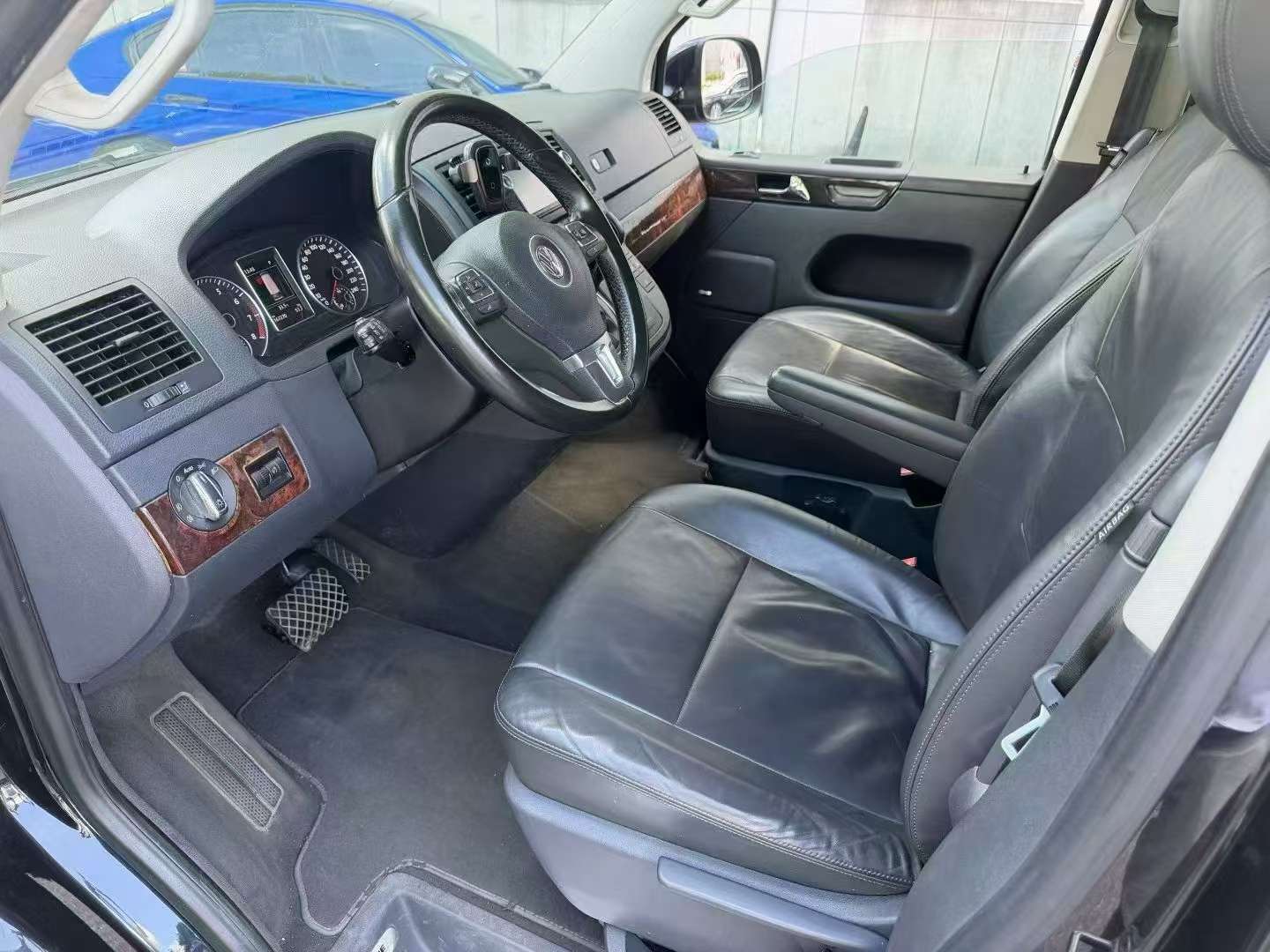 Volkswagen Multivan 2014 2.0T 7-Seat Executive Edition 7