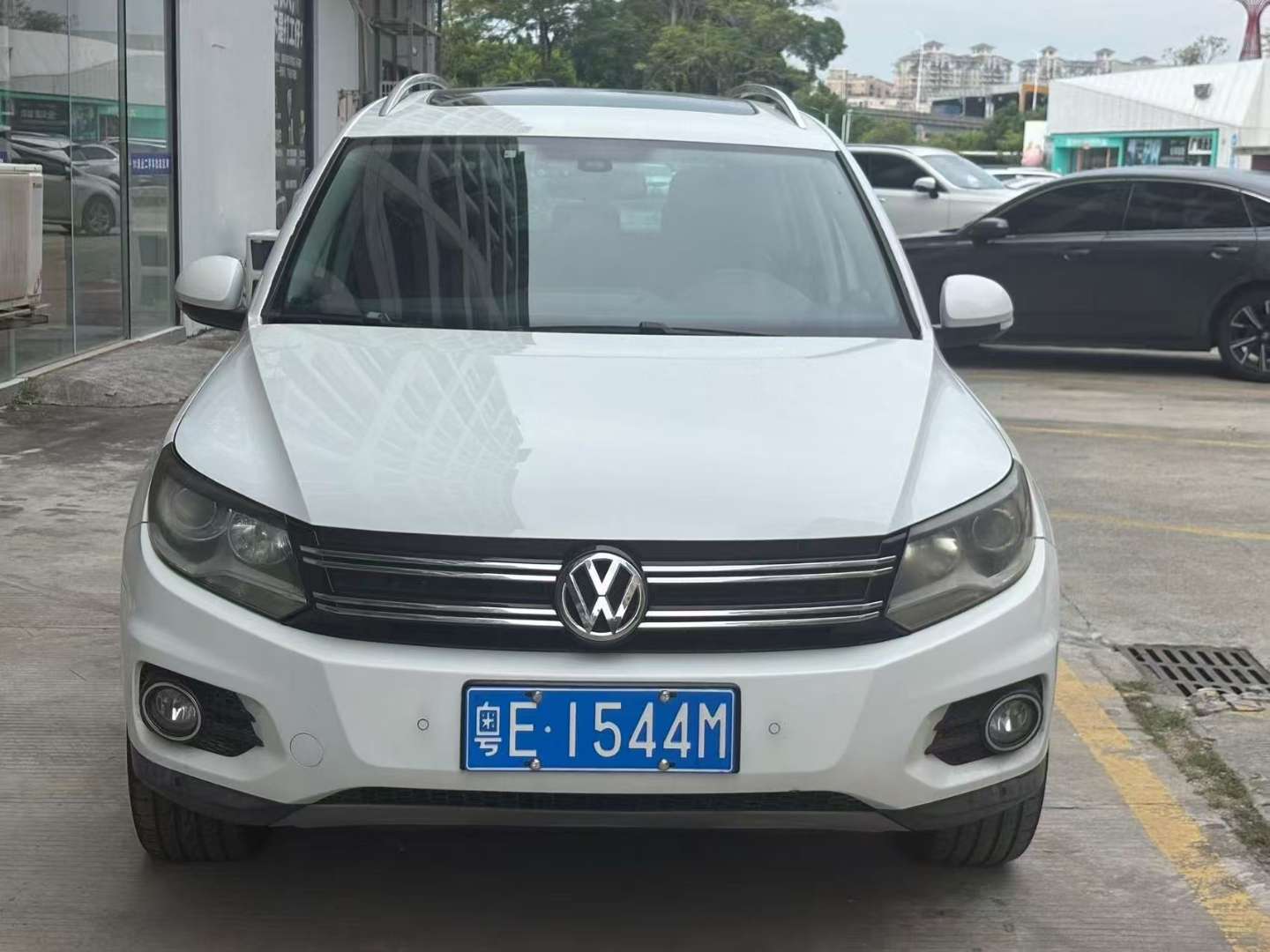 Volkswagen Tiguan 2.0T Automatic Sunroof 4WD Comfort