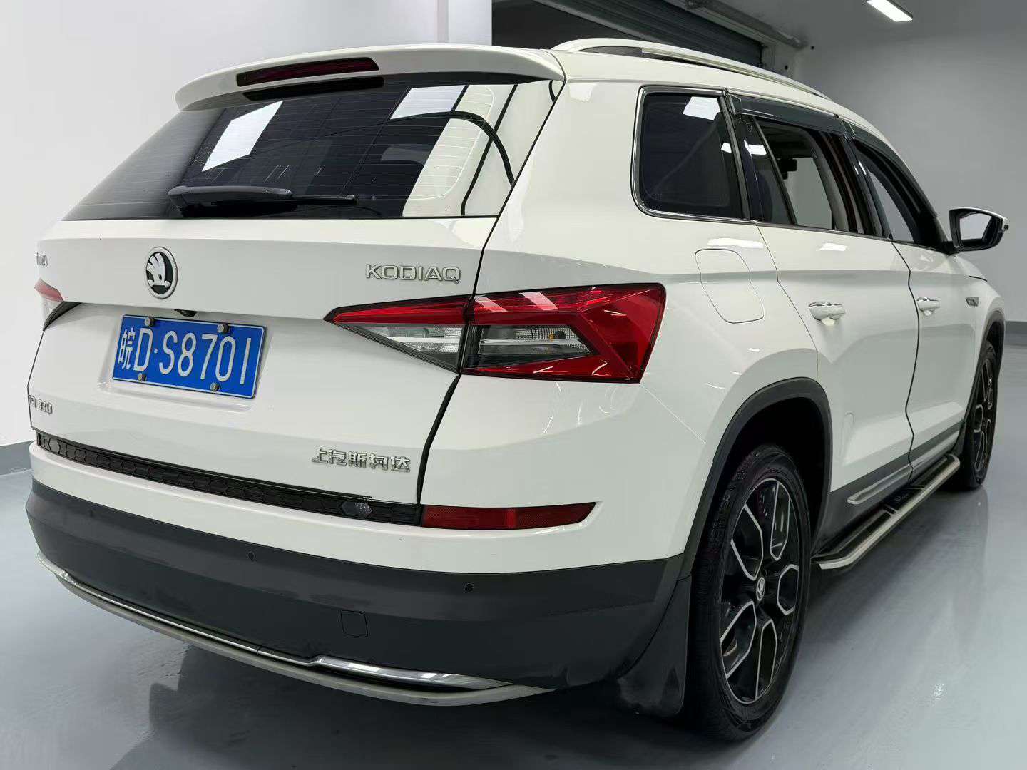 Skoda Kodiaq 330 FWD 7-seat Luxury 9