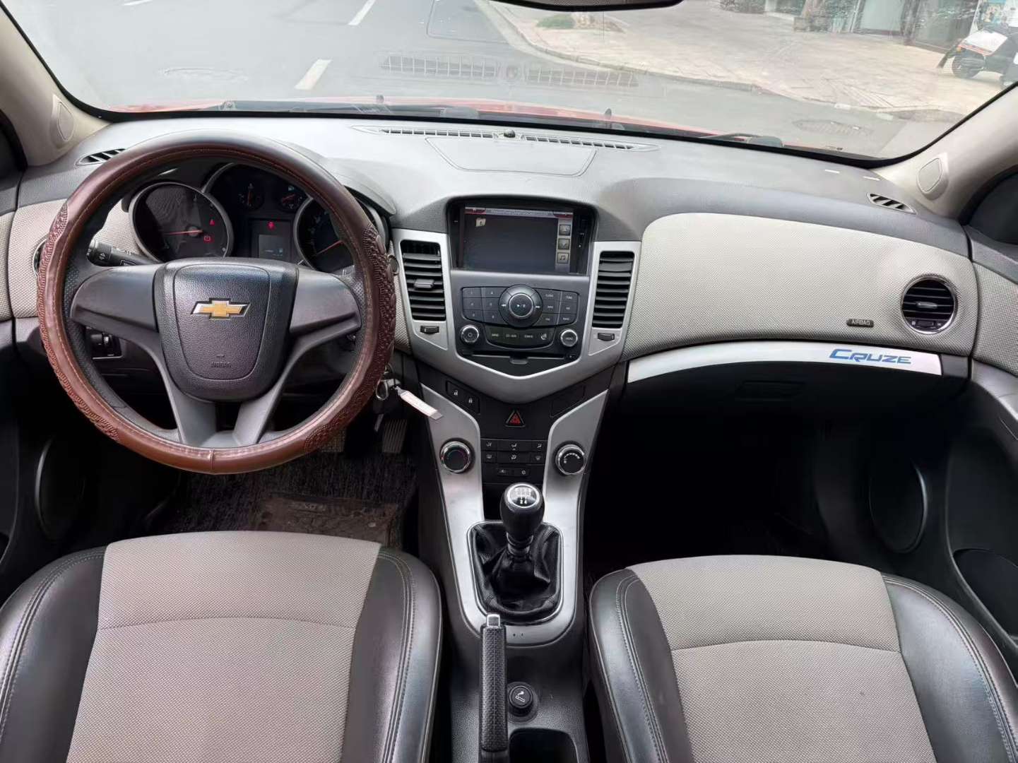 Chevrolet Cruze 2012 1.6 Manual 8