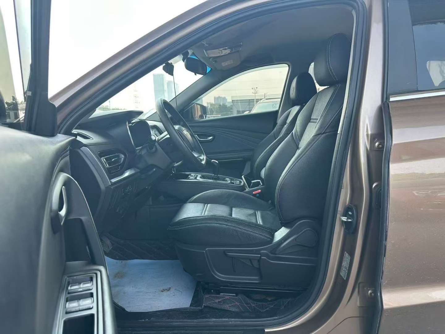 Jetour X70 1.5T Manual Comfort Edition 6