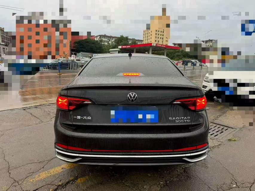 Volkswagen Sagitar 1.5T Pro 8