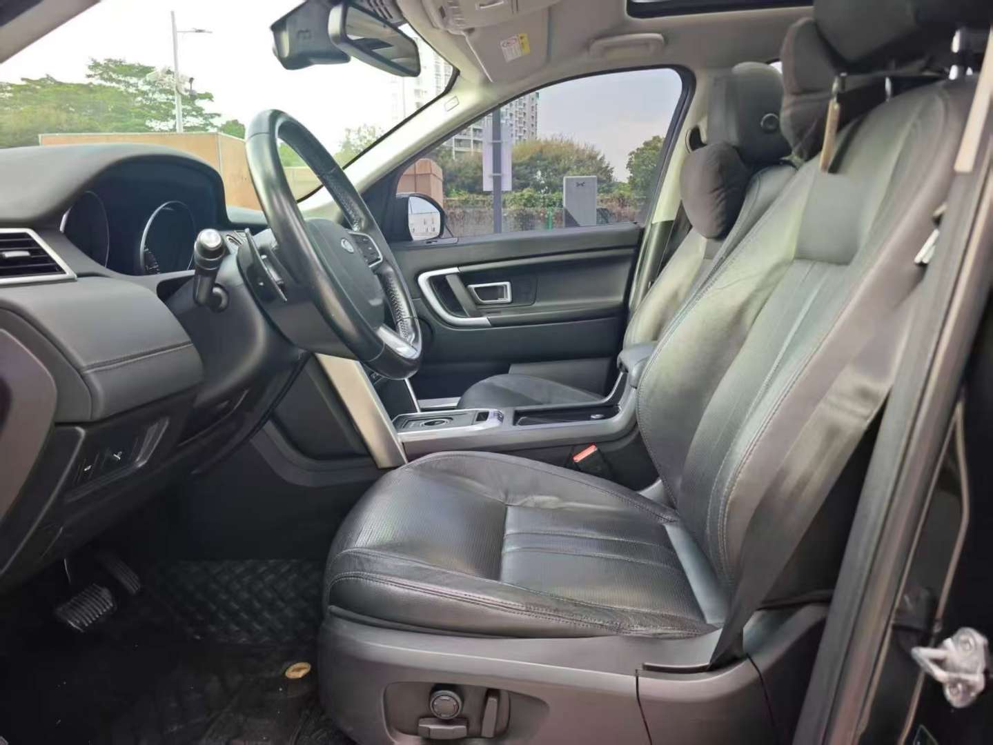 Land Rover Discovery Sport SE 2.0T 7