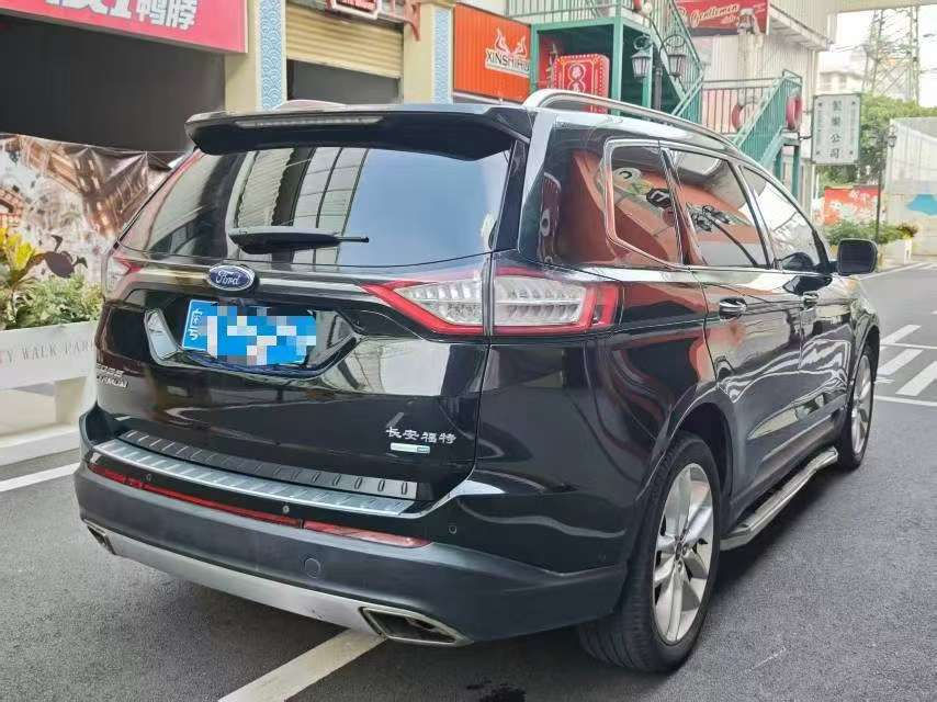 Ford Edge EcoBoost 245 4WD Platinum 2.0T 4