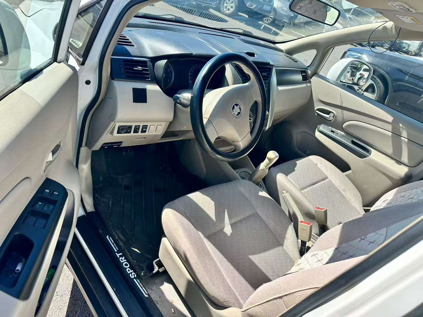Venucia D50 2