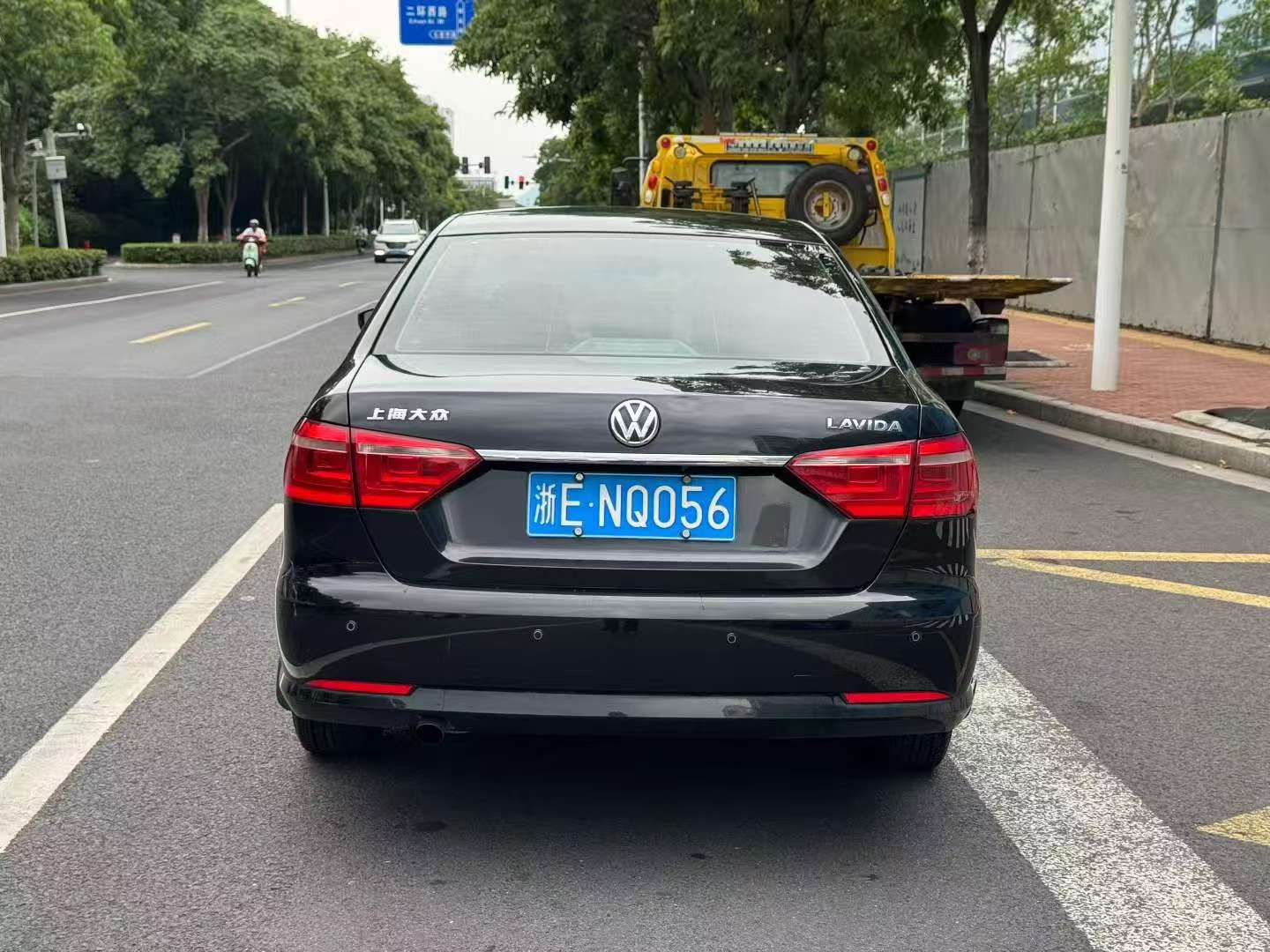 Volkswagen Lavida 2014 1.6L Automatic 8