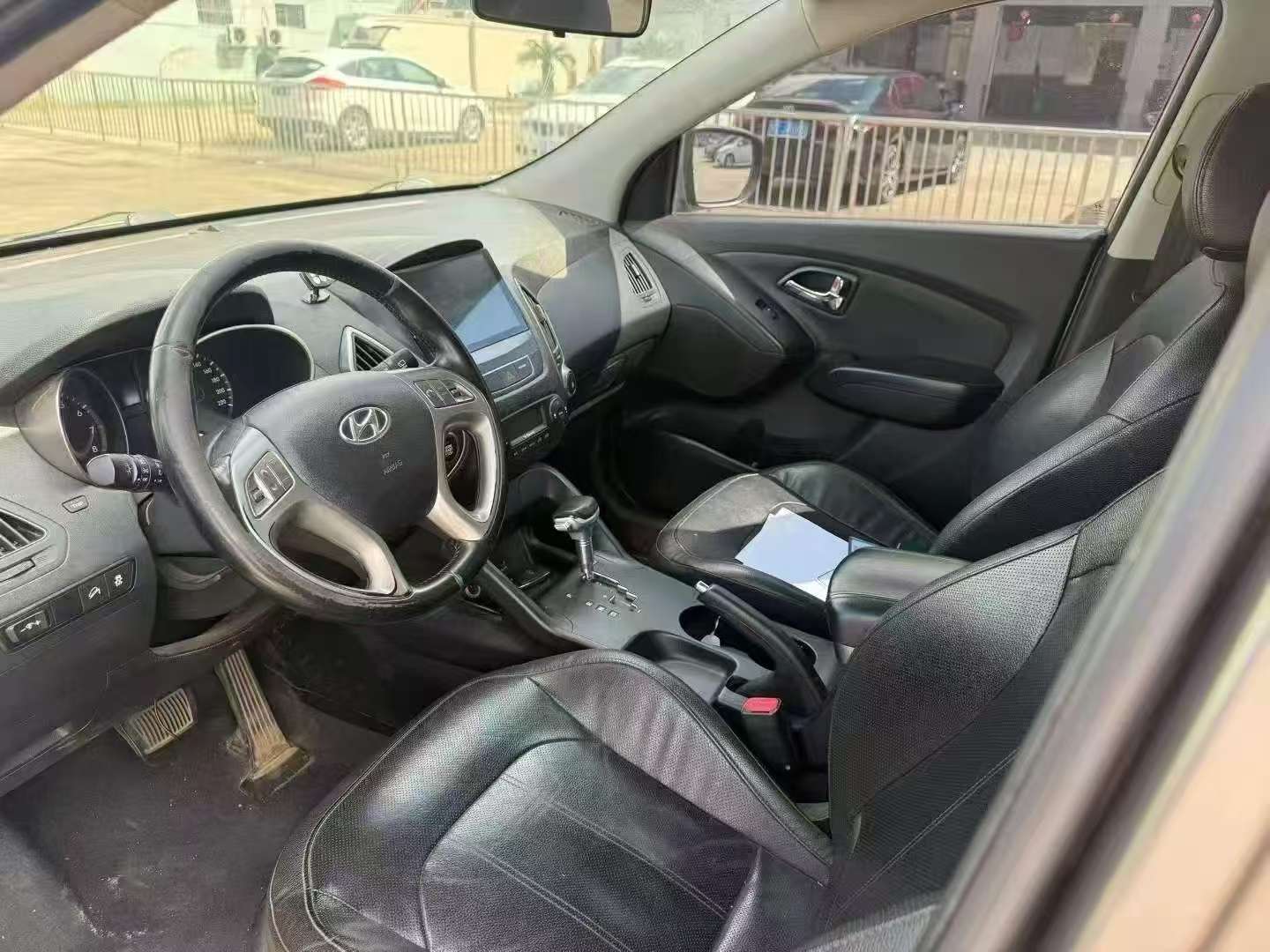 Hyundai ix35 2014 2.0L Automatic Sunroof 4
