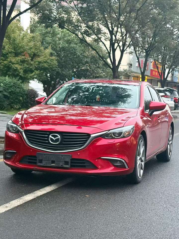 Mazda Atenza 2.5L Top Trim 3