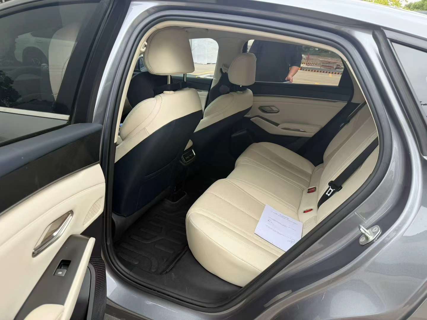BYD Qin L 7