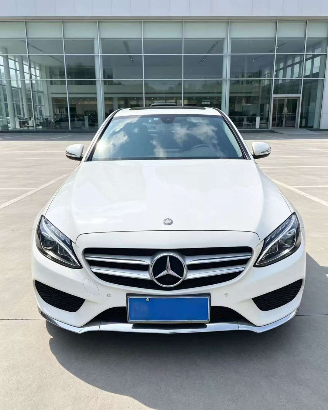 Mercedes-Benz C-Class 2