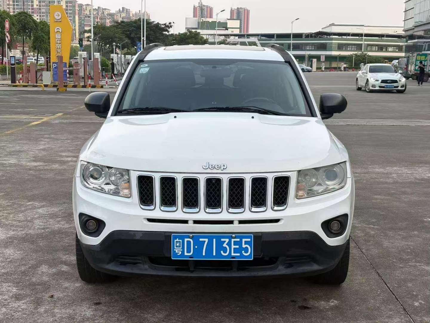 Jeep Compass 2.4L Luxury Edition