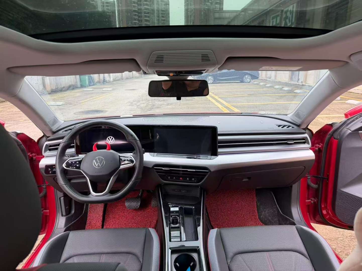 Volkswagen Lamando L 280TSI DSG R-Line 5