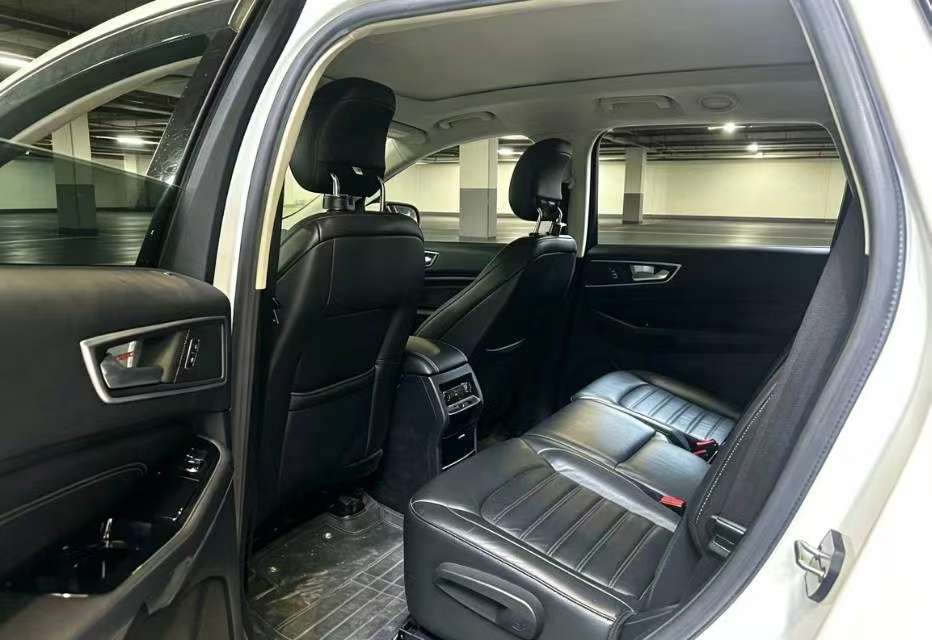 Ford Edge 2.0T 245HP FWD Hao Rui 7-Seater 4