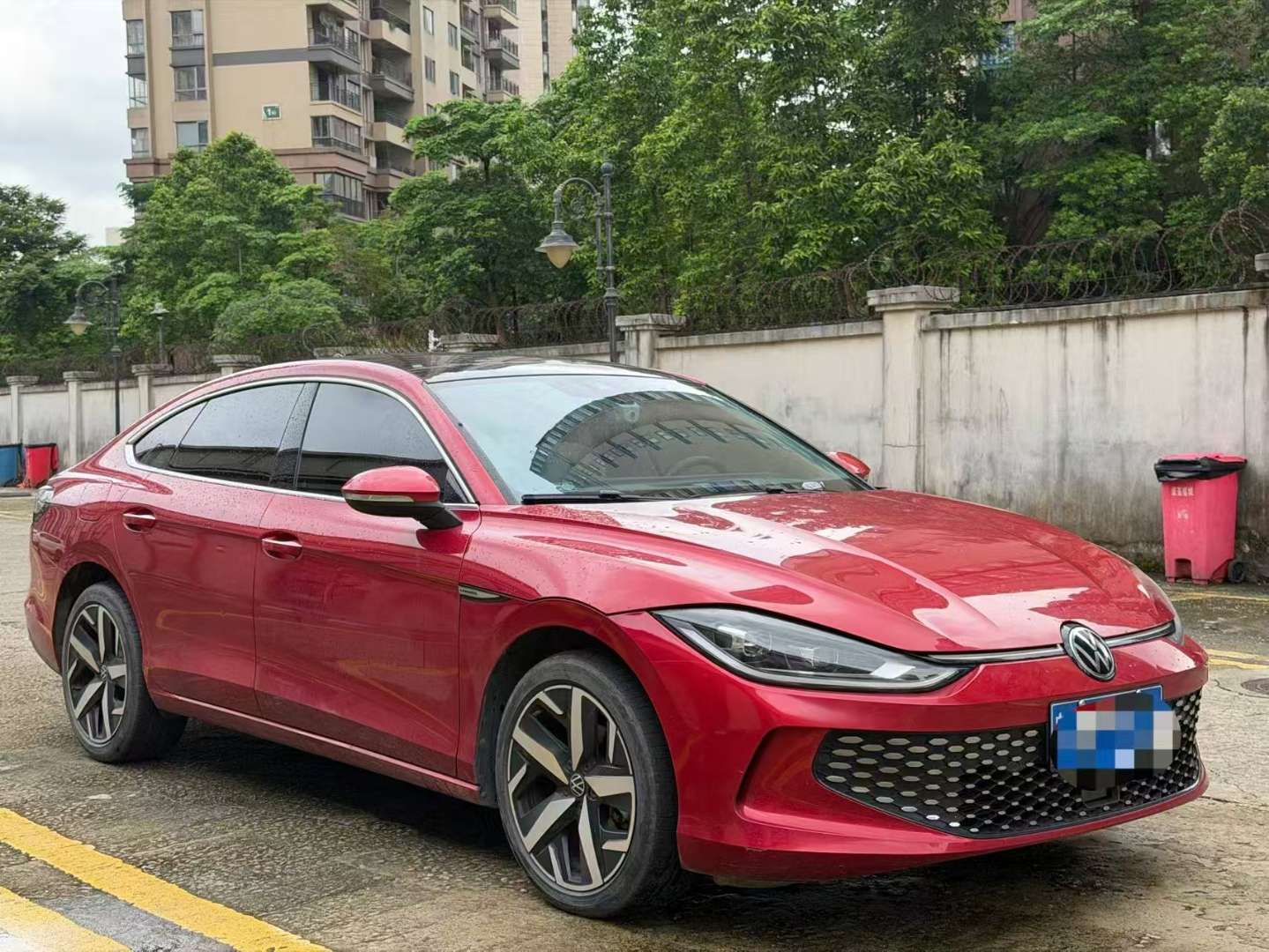 Volkswagen Lamando L 280TSI DSG R-Line 2