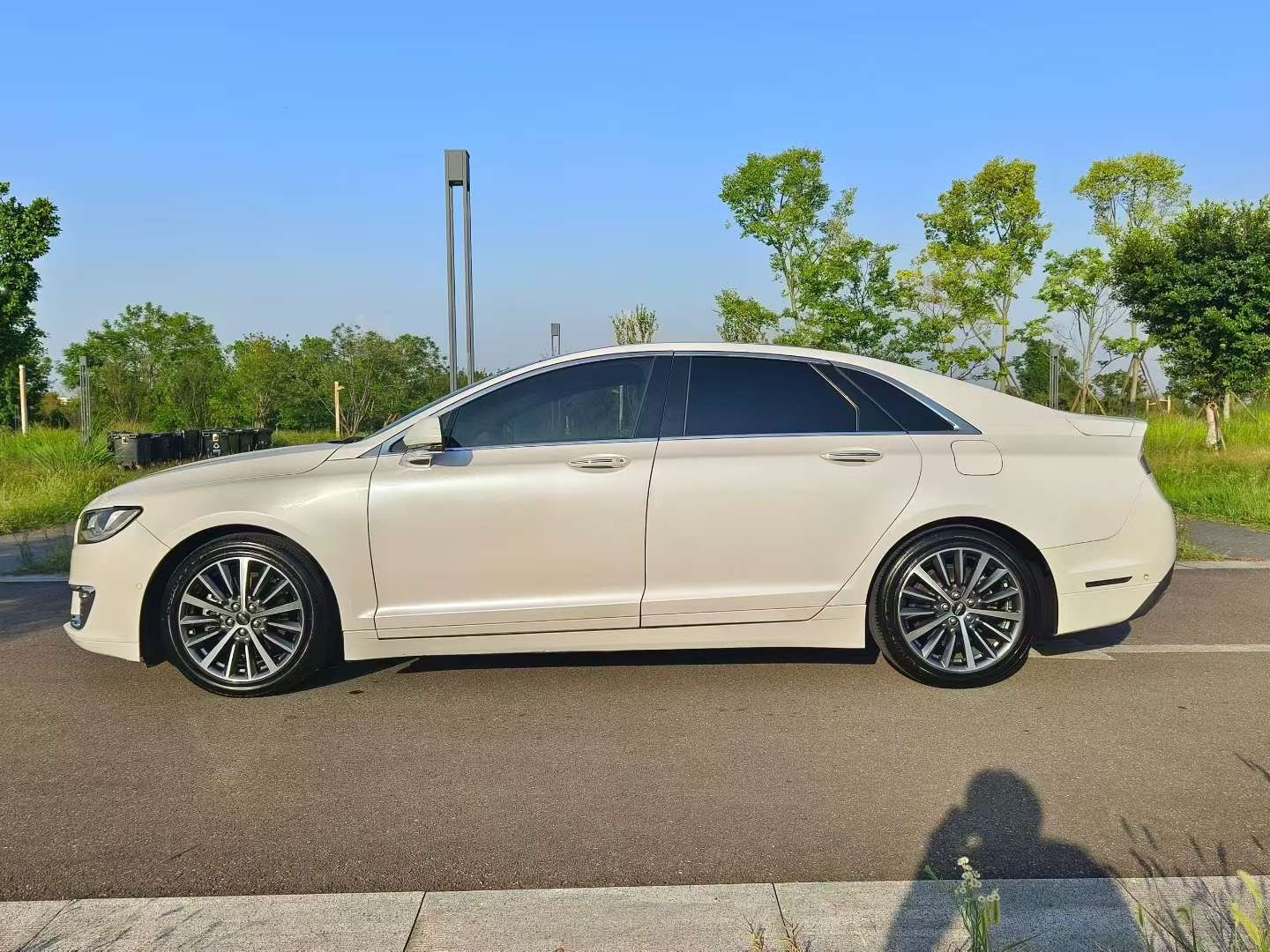 Lincoln MKZ 2017 2.0T Elegance Sunroof Edition 7