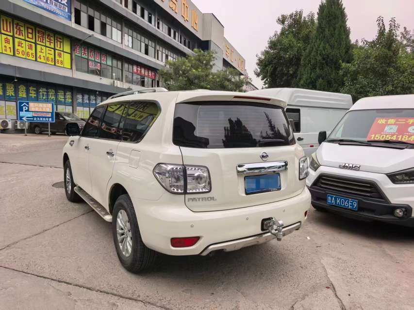 Nissan Patrol 5