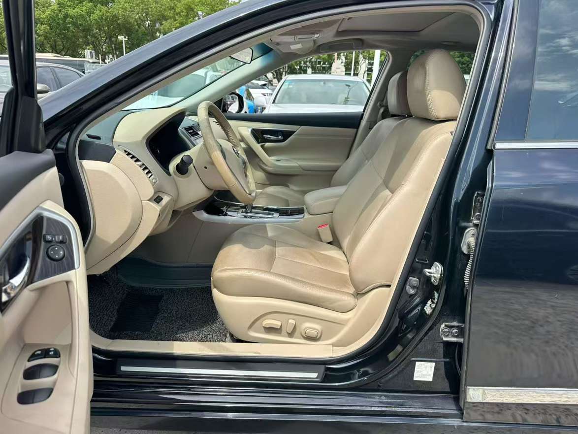 Nissan Teana 2.0L Automatic Sunroof 5