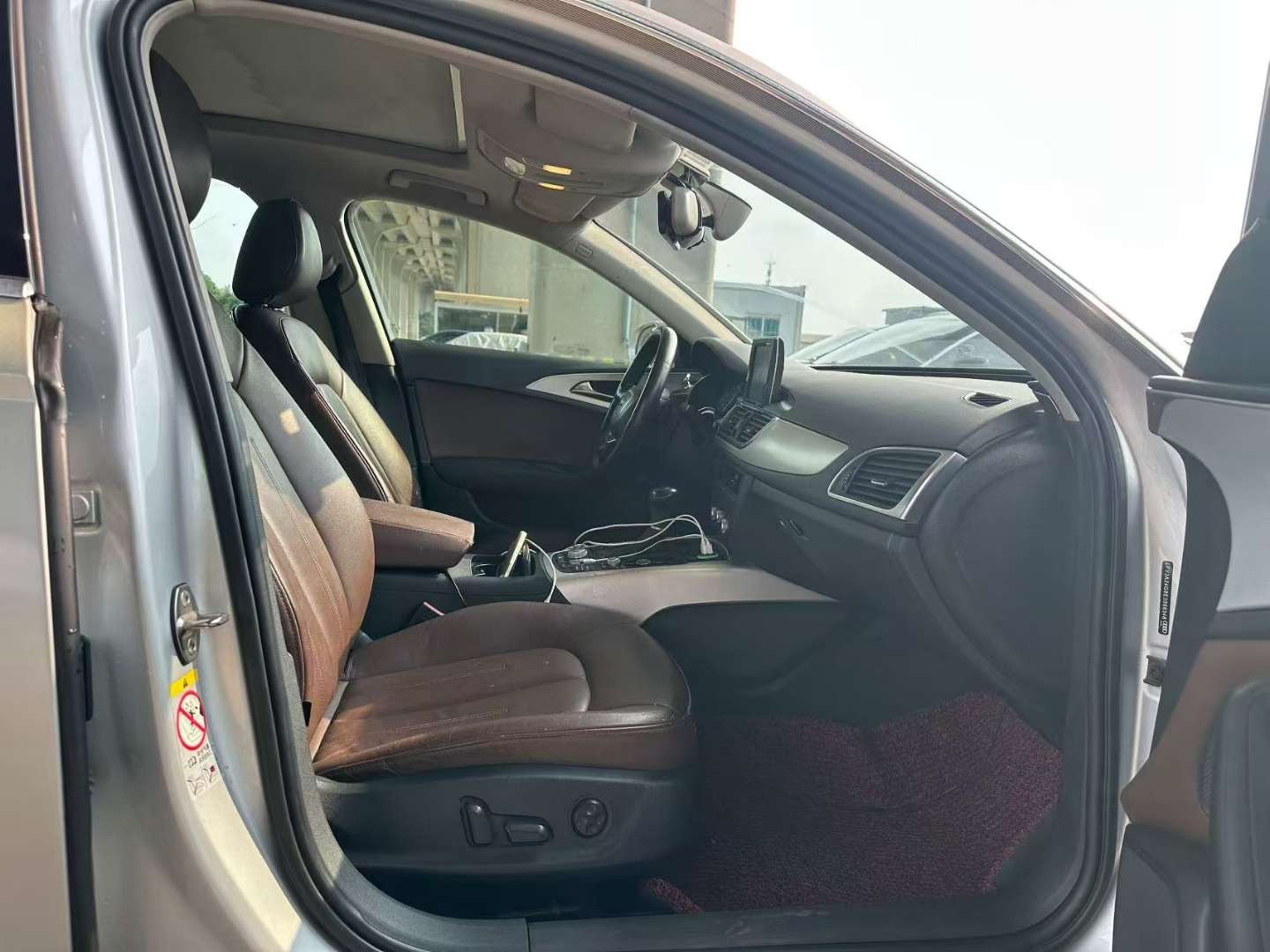 Audi A6L 2.0TFSI Comfort Edition 6