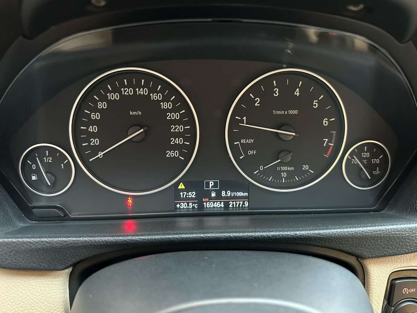BMW 3 Series 320Li Sport 2.0T Automatic 9