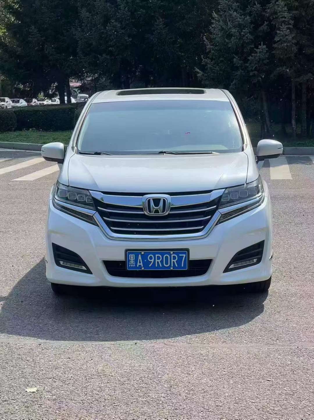 Honda Elysion 2.4L Luxury Edition