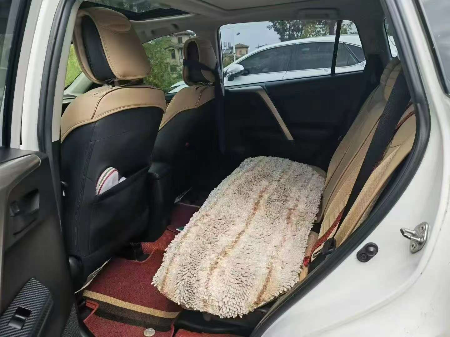 Toyota RAV4 2.5 AWD Luxury Dual Sunroof 5