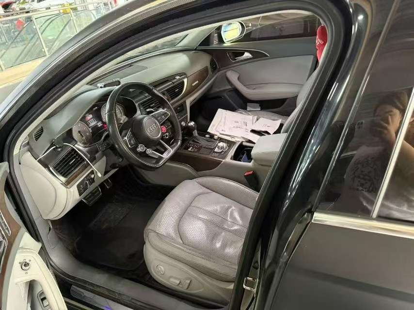 Audi A6L 2.8 Luxury Trim 8