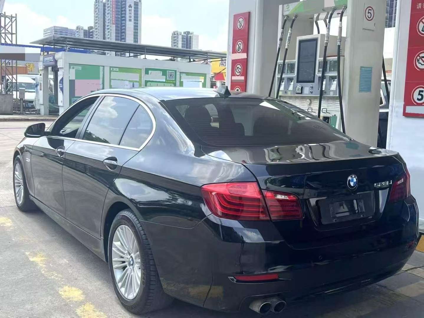 BMW 5 Series 525Li Leading Edition 2.0T 3