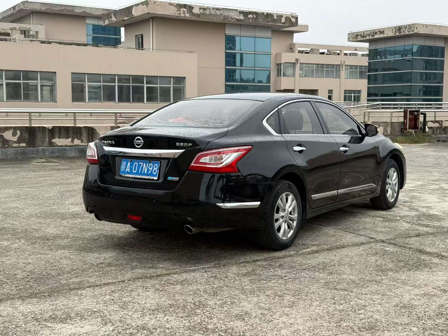 Nissan Teana 2015 2.0L Automatic 9