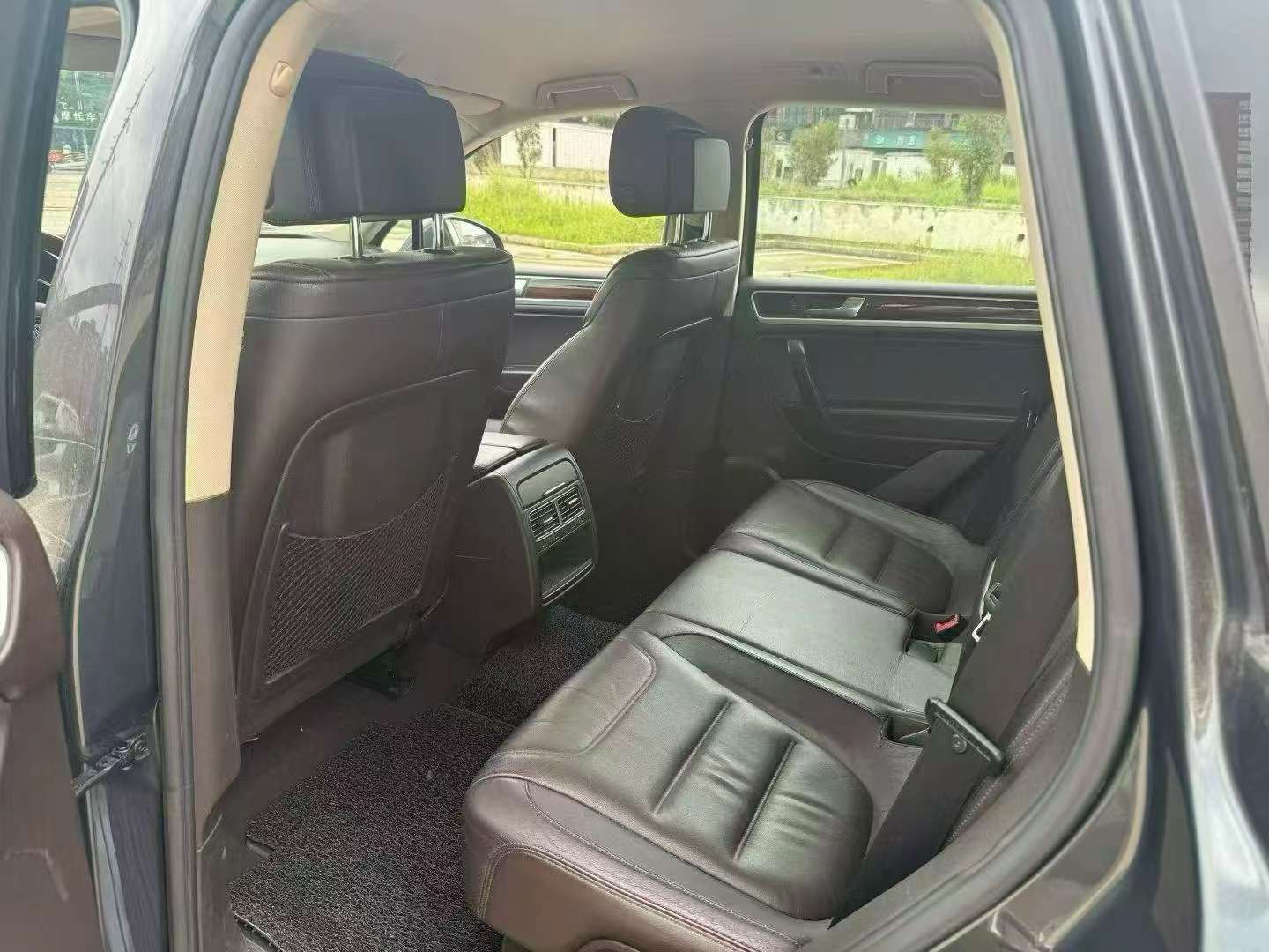 Volkswagen Touareg 3.0 Automatic 5