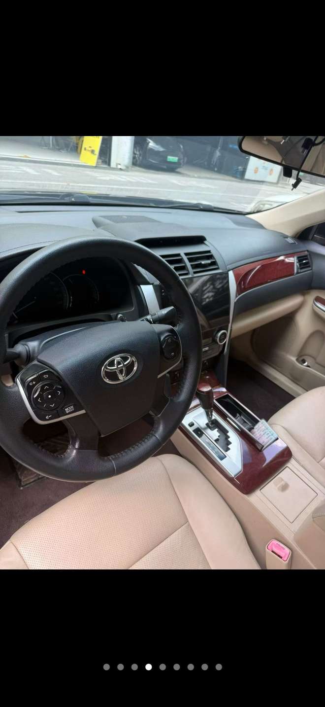 Toyota Camry 2.5L 2.5G Luxury Navigation Edition 4
