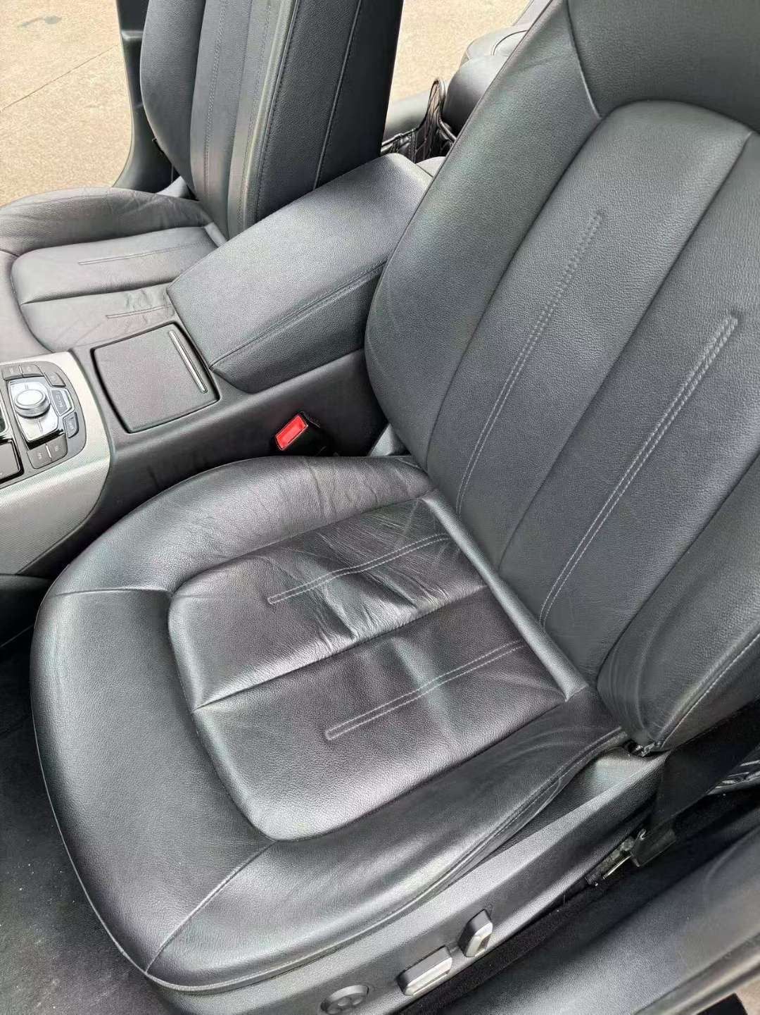 Audi A6L 3.0T Automatic Sunroof AWD Sport Edition 8