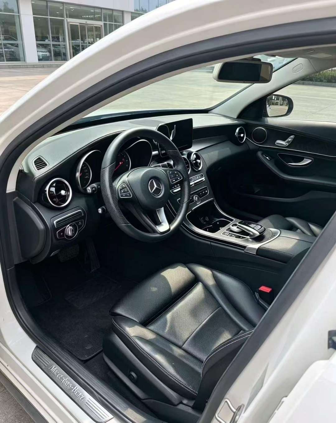 Mercedes-Benz C-Class 6
