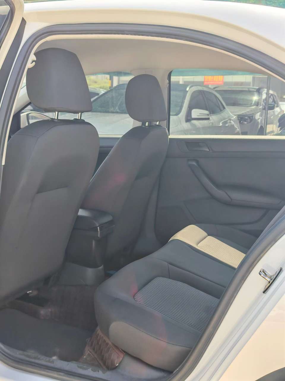 Volkswagen Santana 4