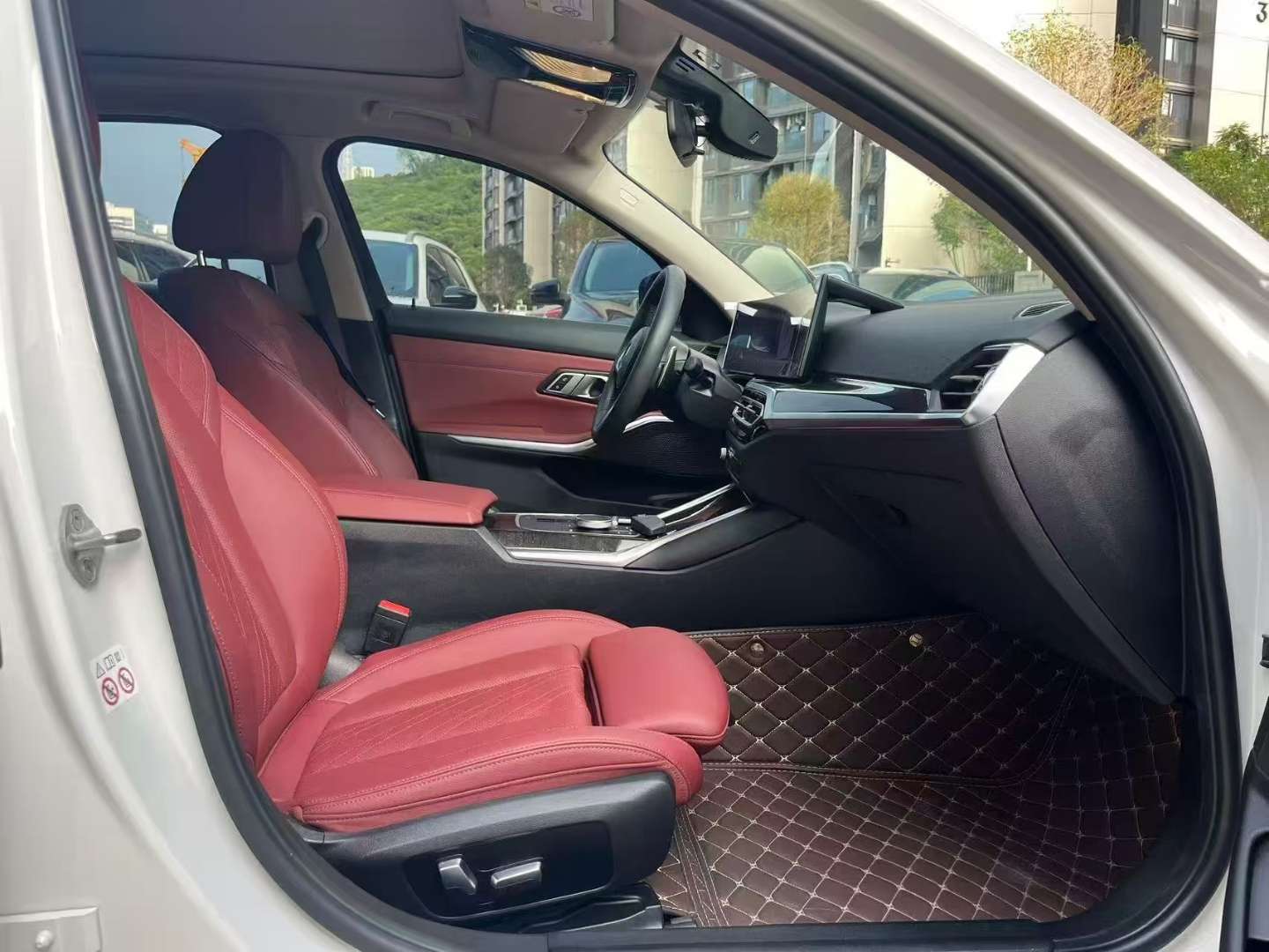 BMW 3 Series 2023 2.0T M Sport Package 8