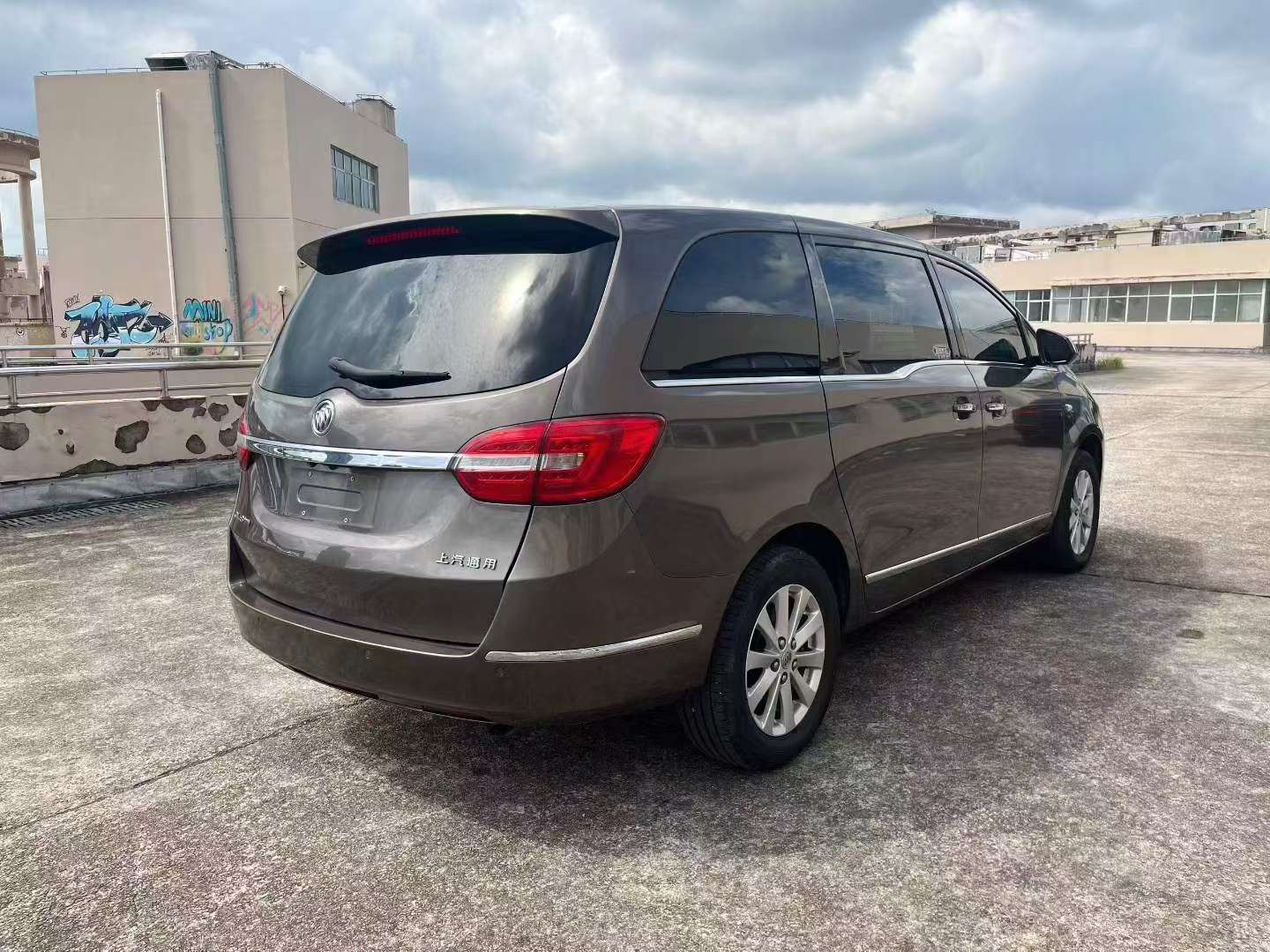 Buick GL8 25S 6