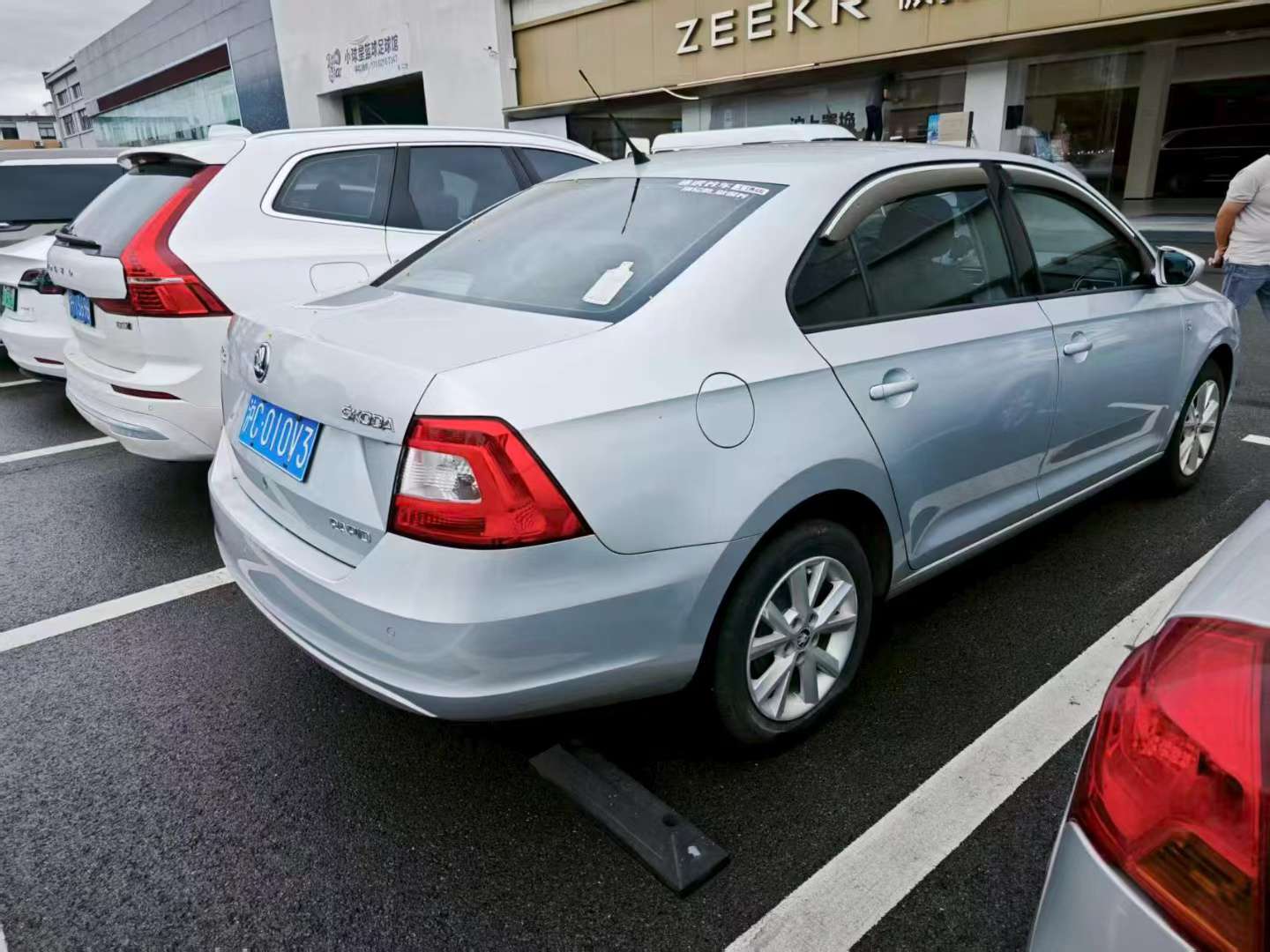 Skoda Rapid 2015 1.6L Automatic Smart Edition 8