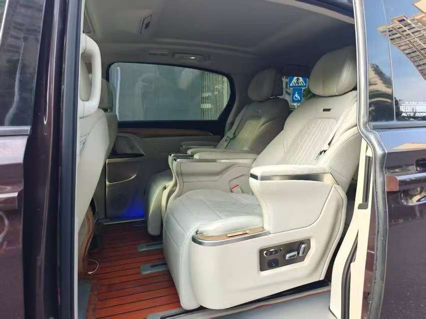 Buick GL8 ES Comfort Edition 7