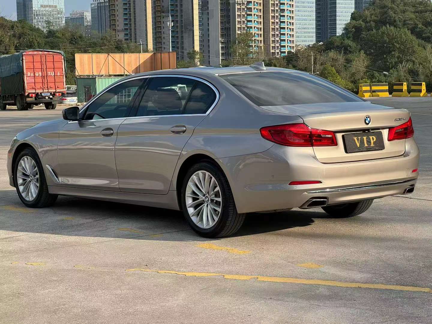BMW 5 Series 530Li Leading Luxury Edition 9