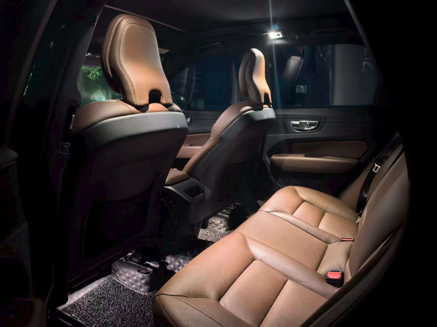 Volvo XC60 2.0T AWD Zhiyuan Luxury Edition 5