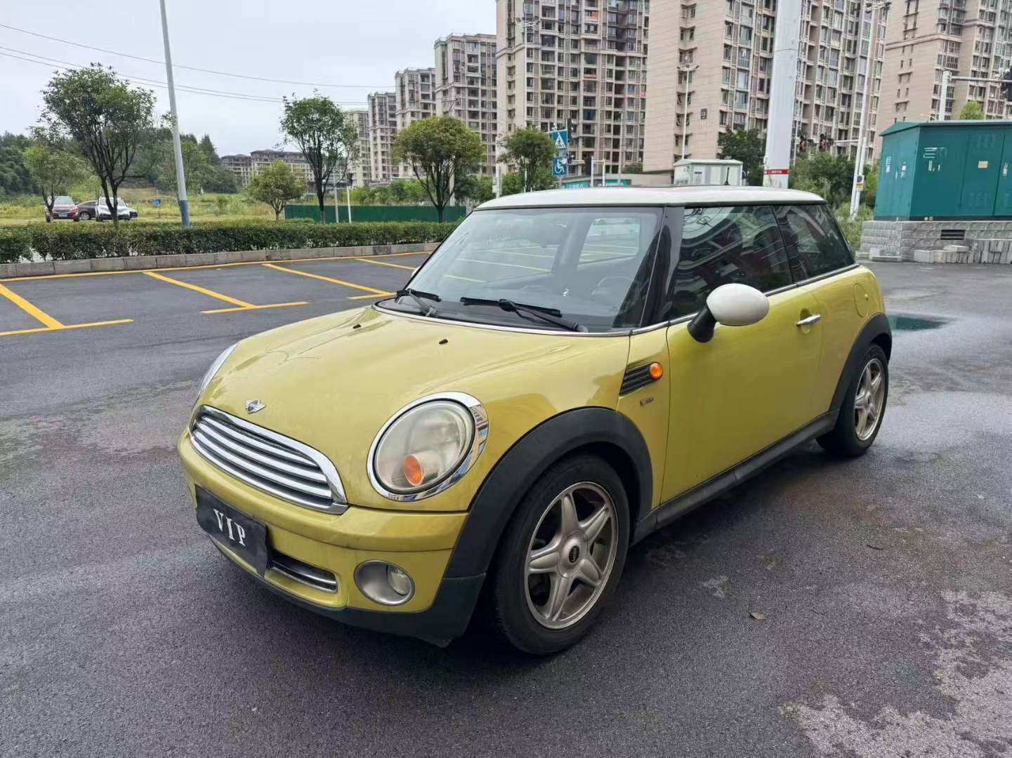 BMW MINI