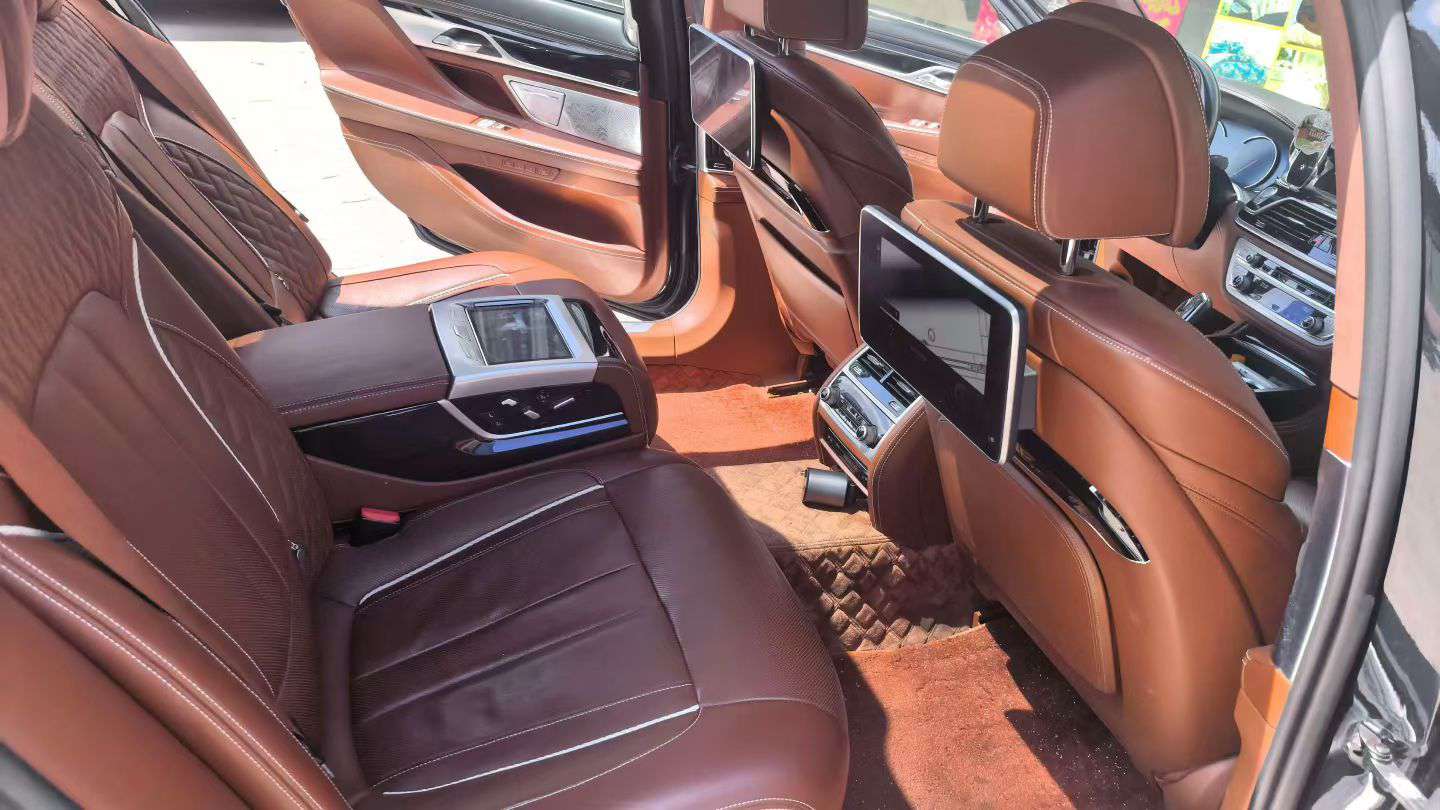 BMW 7 Series 740Li Automatic Large Sunroof 2