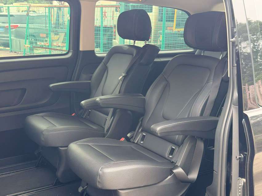 Mercedes-Benz Vito 2019 2.0T 7-Seater Business Edition 6