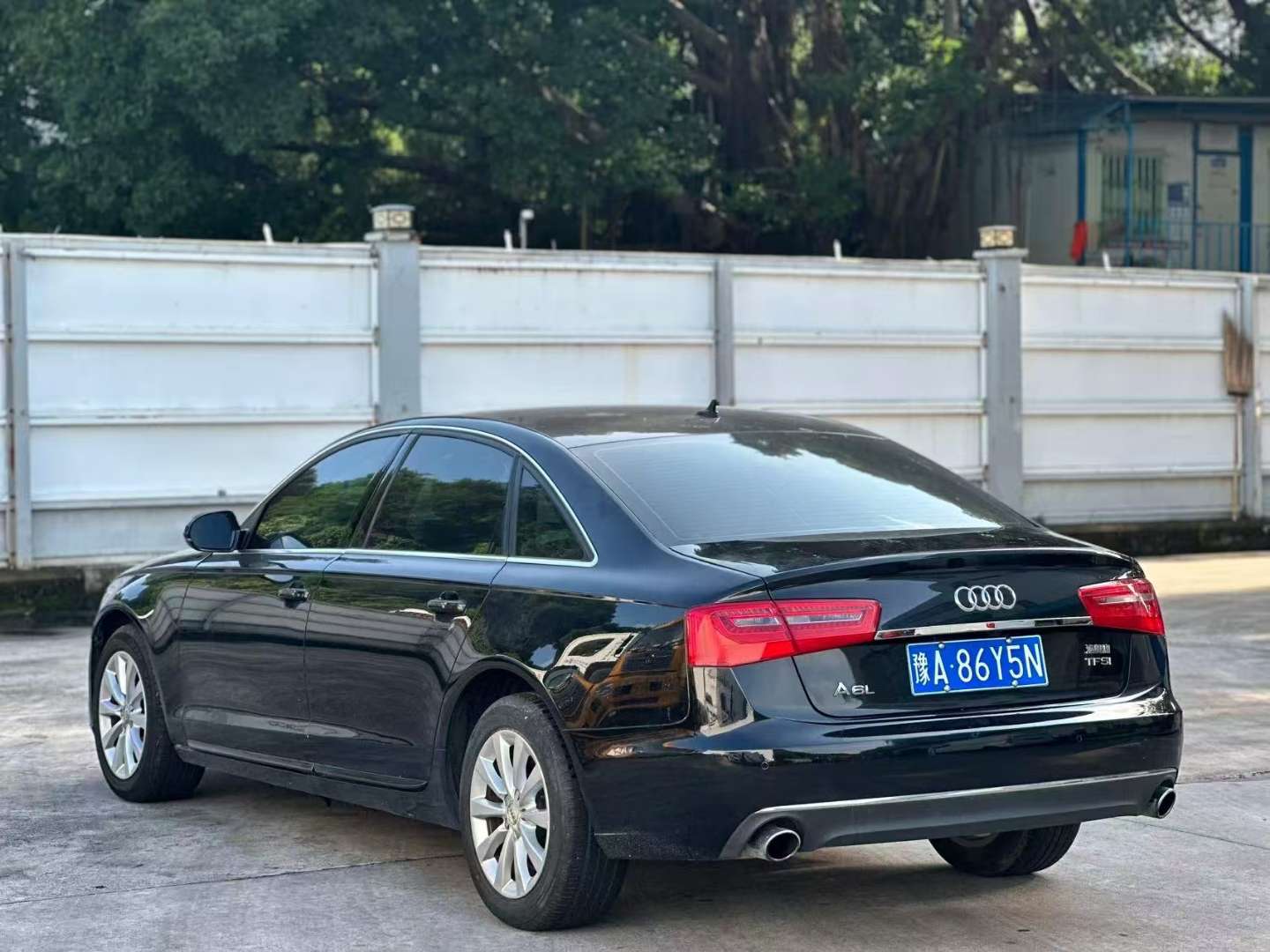 Audi A6L 2.0T Standard Edition 4