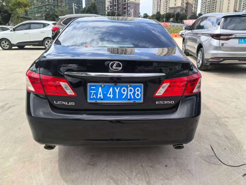 Lexus ES Series ES350 7