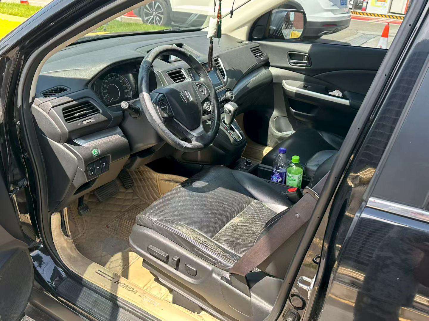 Honda CR-V 2.4L FWD Luxury Edition 3