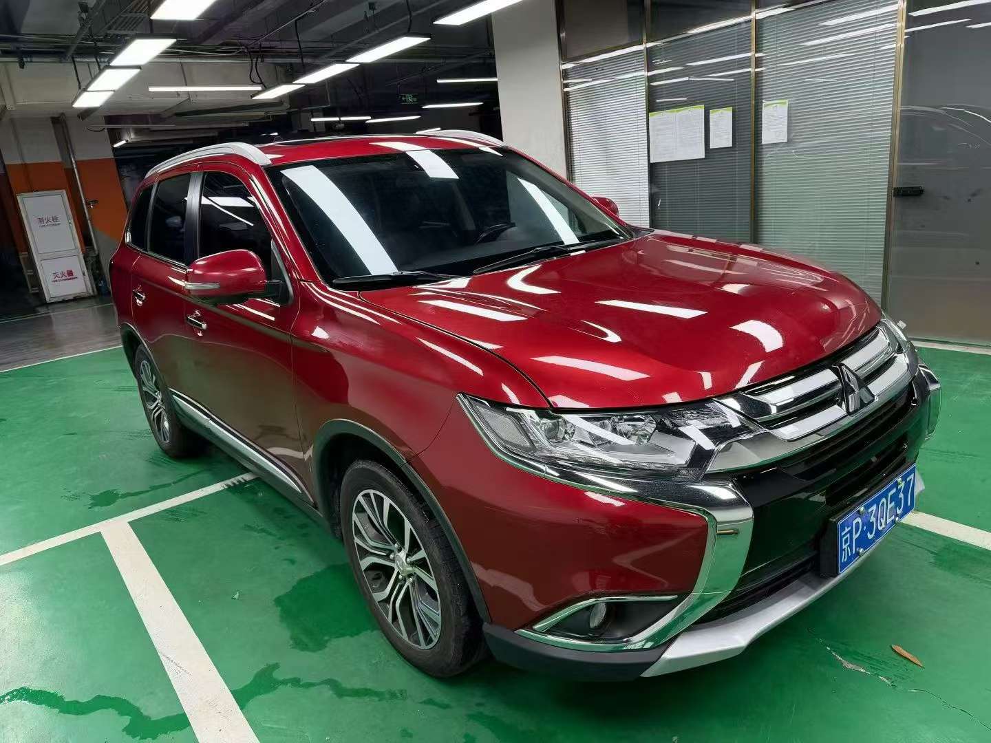Mitsubishi Outlander 2.4L 4WD