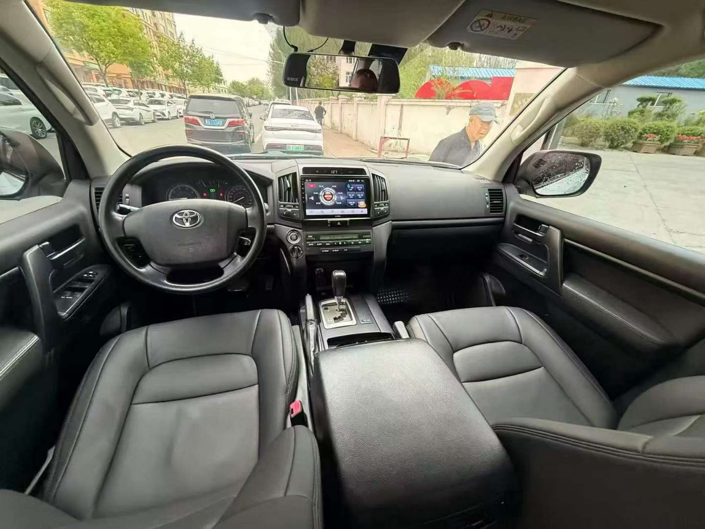 Toyota Land Cruiser 2014 4000 5-Seater 8