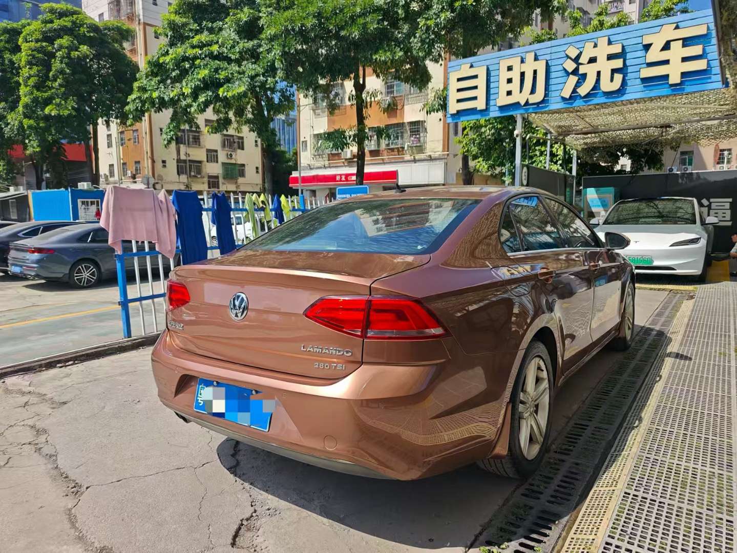 Volkswagen Lamando 280TSI DSG Comfort Edition 3