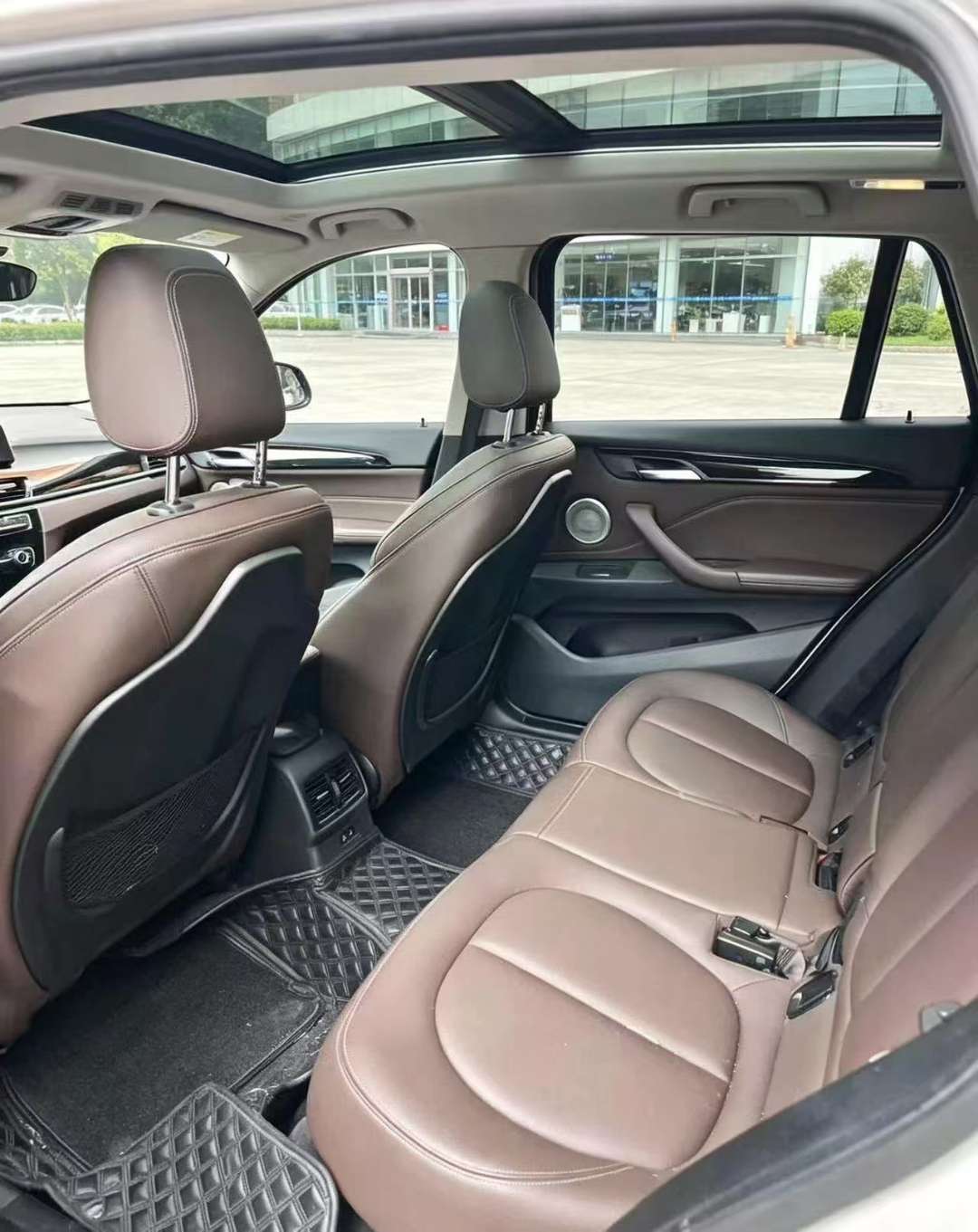 BMW X1 sDrive20Li 1.5T Luxury Edition 5